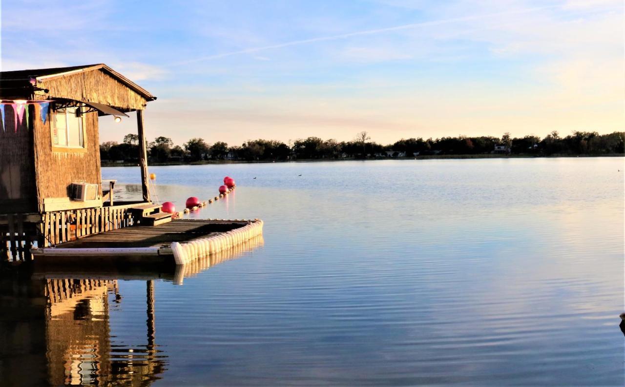 Howard Johnson By Wyndham Lake Front Park Kissimmee Εξωτερικό φωτογραφία